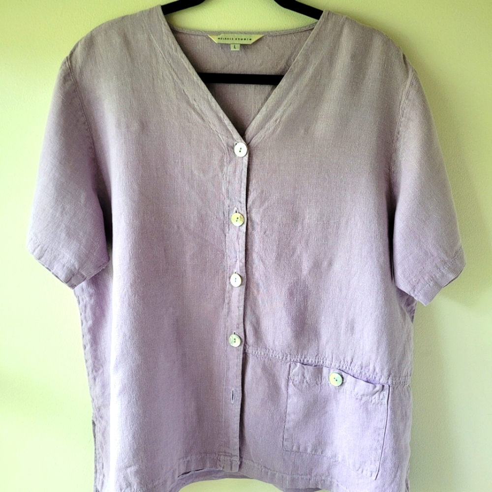 Vintage linen top w/shell buttons
